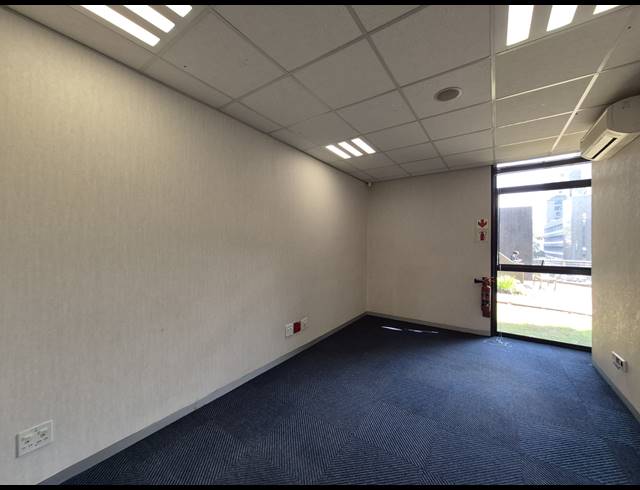 158M² OFFICE TO LET IN ROSEBANK